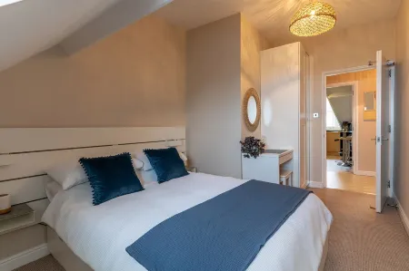 Stowaways Loft Отели рядом с достопримечательностью «Сандсенд Бич»