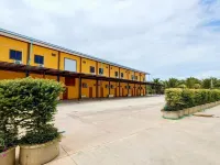 Pueng Luang Resort. Отели в г. 