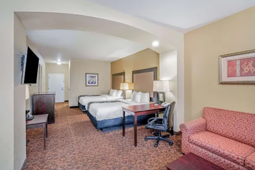 La Quinta Inn & Suites by Wyndham Vicksburg Hotels in Vicksburg