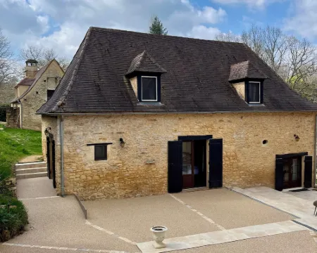 Le Noyer Résidence B&B Hotels in Le Bugue
