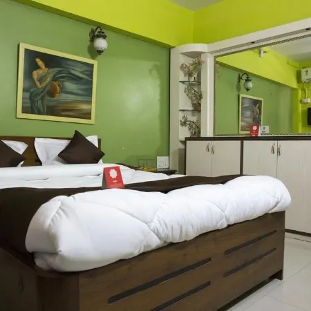 Reba Beach Resort - Hostel