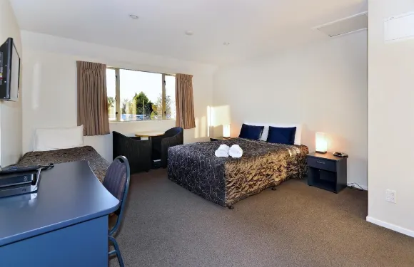 競技場汽車旅館