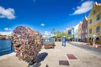 BlueCity Stays - Handelskade Area in Willemstad