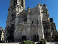 Le Charmant Paillot  Hyper centre classé Hôtels à proximité de : Maison de l'outil et de la pensée ouvrière