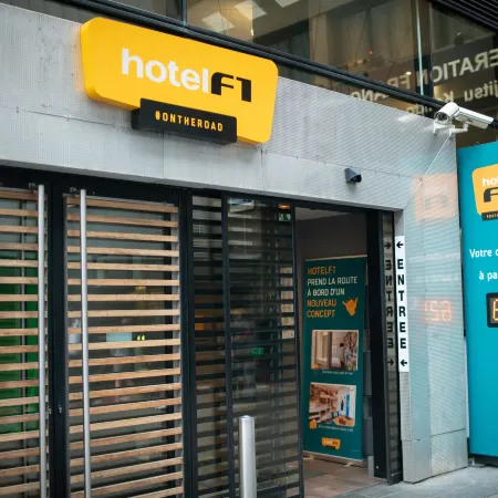 HotelF1 Paris Porte de Châtillon Отели рядом с достопримечательностью «14-й округ: Монпарнас»