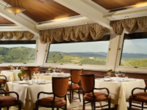 Mercure Petriolo Siena Terme Spa Hotel シエナのホテル