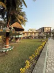 Palm Village Resort Hotel di Raypur