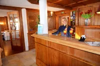 Am Zehntstadl Hotel & Sauna - bar