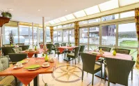 Strandhotel Sylt Westerland - Breakfast