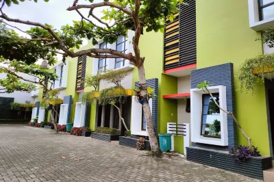 Lonari Hotel
