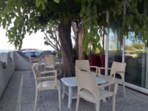 Spacious Double Room Beside the Sea Hotels in Pineto