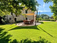 Spoleto Tranquilita Sleeps 20 with Wifi Pool Yoga Studio Gardens and Views - Villas