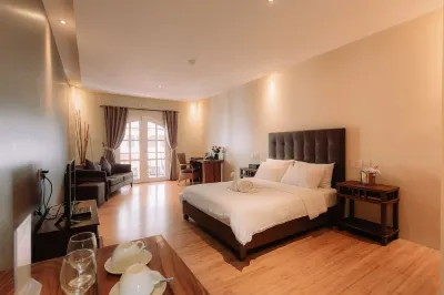 Kingsleys Hotel and Gastro Pub Hotels near Clark Freeport