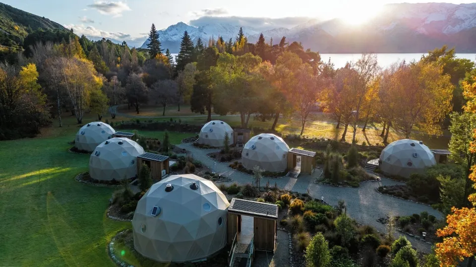 Cross Hill Lodge & Domes