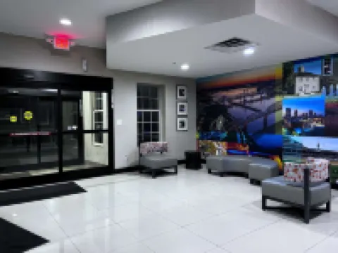 SureStay Plus by Best Western Corydon Hotels in Harrison Township