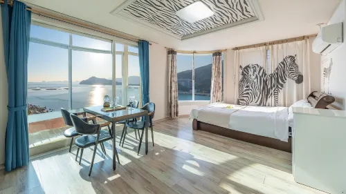 Geoje SunbeachOceanview Dog Pension - Condos