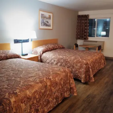 Sugarloaf Mountain Motel