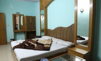 Hotel Delhi Regency