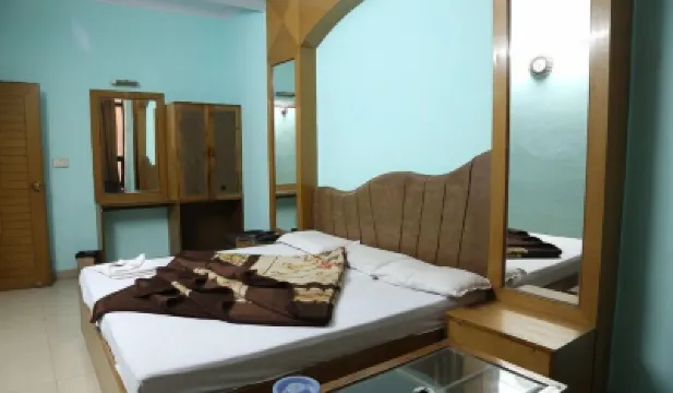 Hotel Delhi Regency Hoteles cerca de Bazar Sadar