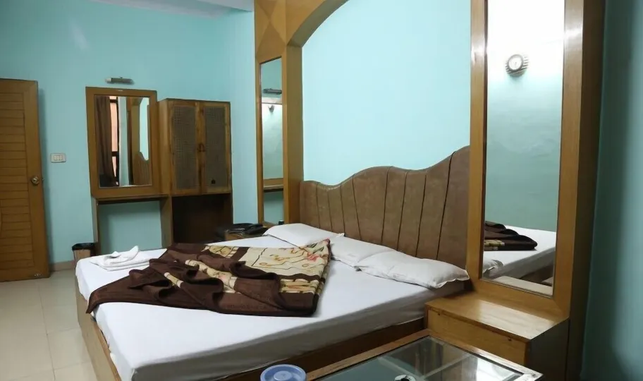 Hotel Delhi Regency