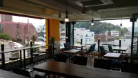 The View Hostel - Hostels