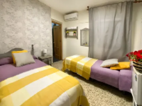 Hostal Azahara Hotels in Nerja