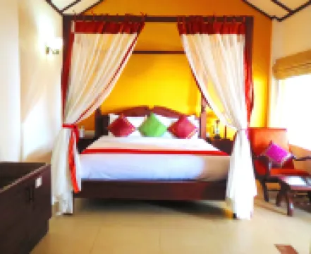 Old Lighthouse Bristow Hotel , Fort Kochi