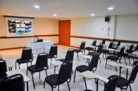 Cegil Hotel Boulevard Hotels in Resende