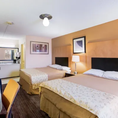 Rodeway Inn Sergeant Bluff - Sioux City Hotels near Green Valley Golf Course