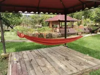 Happy Paradise Hotels near Riverside Janda Baik