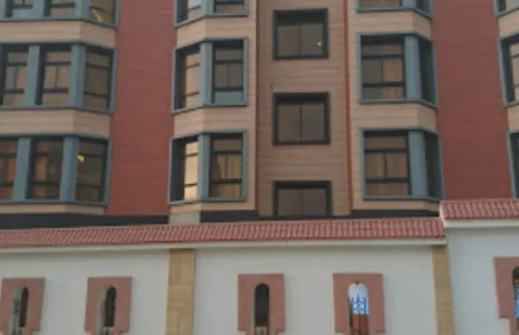 吉傑勒達厄爾阿茲酒店