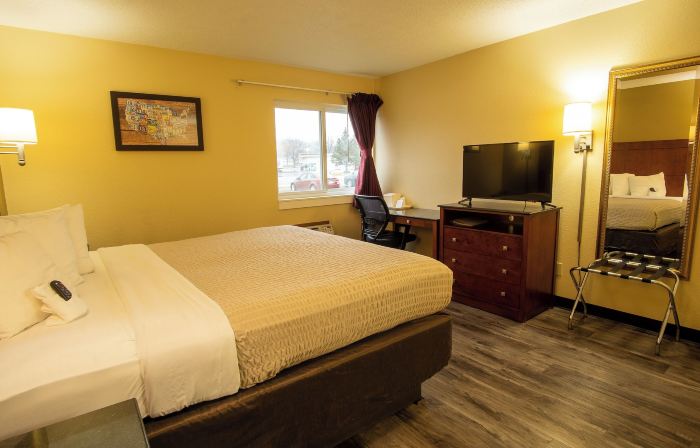 Coratel Inn & Suites by Jasper River Falls