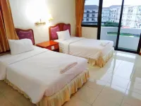 Kresident Hotel Hotels near Textile Museum Naresuan University