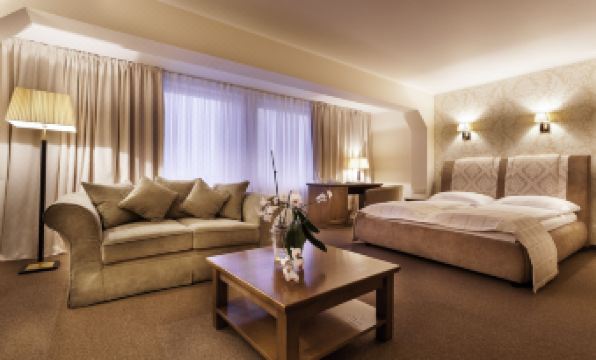 Bellevue Park Hotel Riga with Free Parking