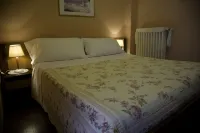 Hotel Giardino Các khách sạn ở Mondavio