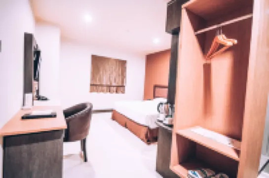 オリーブ ホテル