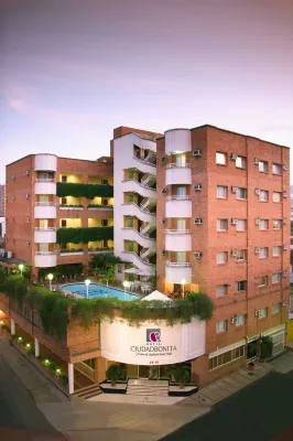 Hotel Ciudad Bonita Hoteles cerca de Centro Comercial Quinta Etapa