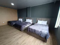 New Washington Hotel Hotel dekat Pipeline road inside