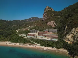 Alkyna Lifestyle Beach Resort ex la Grotta Verde