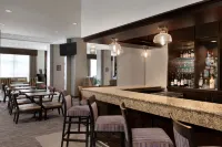 DoubleTree by Hilton Hotel Milwaukee - Brookfield - bar