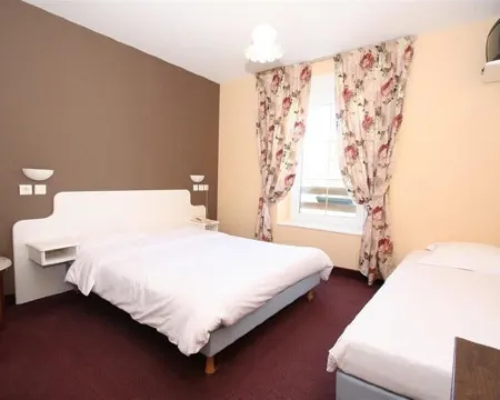 Hotel de France Hotels in Pontorson
