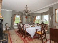 West Longridge Manor B&B - breakfast