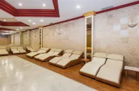 Adonis Hotel - Spa