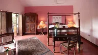 Presa di Goa Hotels in Saligao