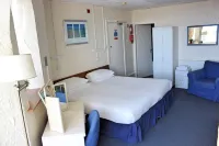Sandpiper Holiday Apartments - Apartments