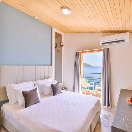 Hera Hotel