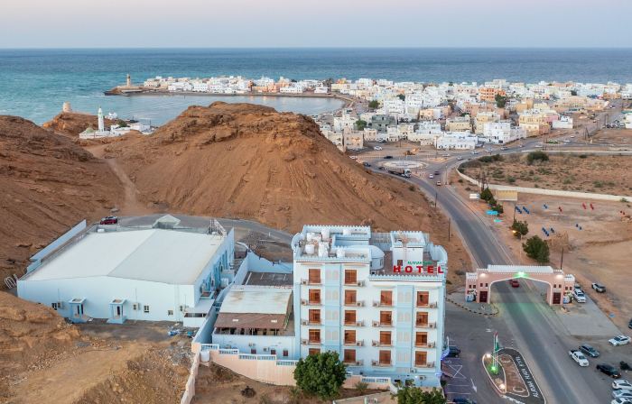 Al Ayjah Plaza Hotel