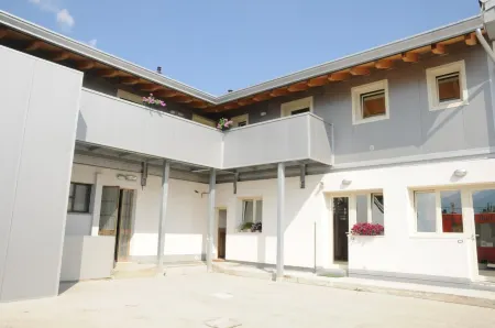 Affittacamere Dormire Caldi Отели в г. Borgo Valbelluna