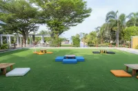 Sirarun Resort Hotels in Thap Sakae