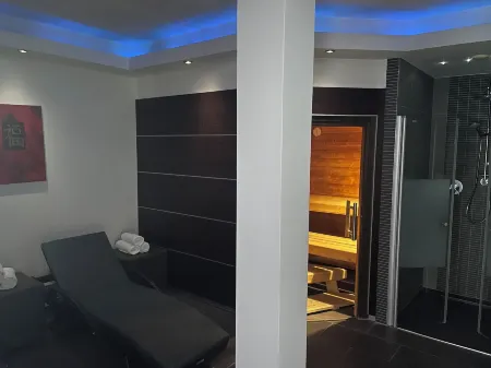 Central Hotel Отели в г. Бад-Дюрхайм